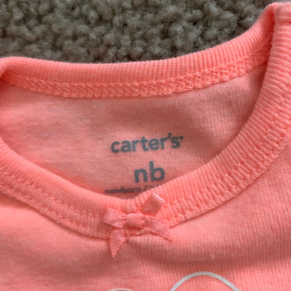 Carters set ! Bundle 5/$20! - Picture 2 of 2